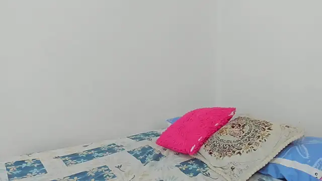 Snapshot of sofiaparker8 chatting on January 27, 11:54 pm sofiaparker8 online show from January 27, 11:54 pm