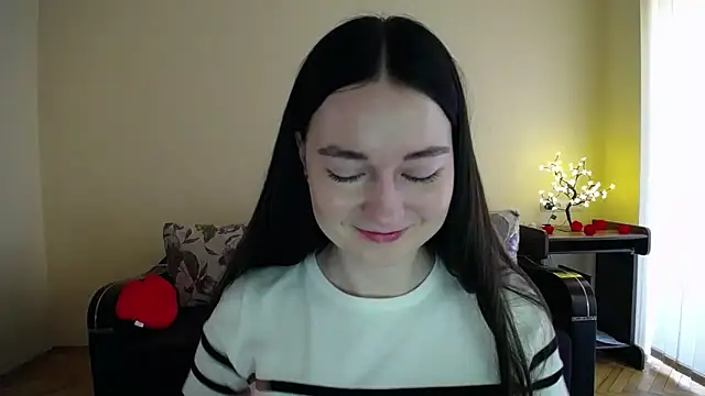 Pretty shy online show from March 7, 9:50 am