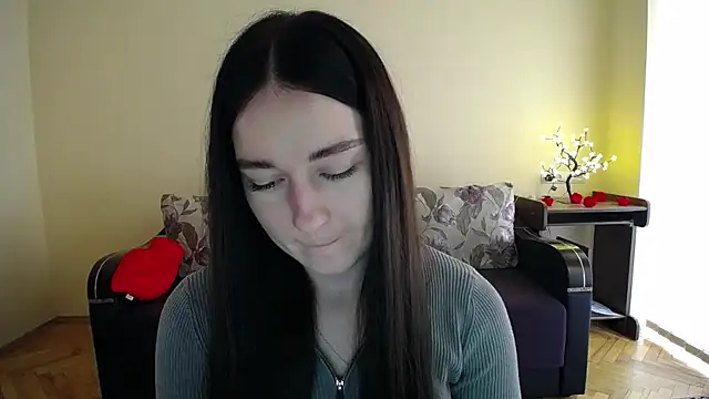 Pretty shy online show from March 25, 9:48 am