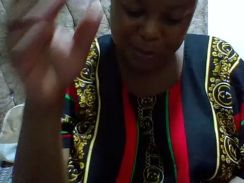 zoey10 online show from December 3, 6:39 pm