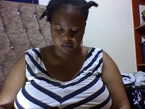 Snapshot of zoey10 chatting on July 14, 7:08 pm zoey10 online show from July 14, 7:08 pm