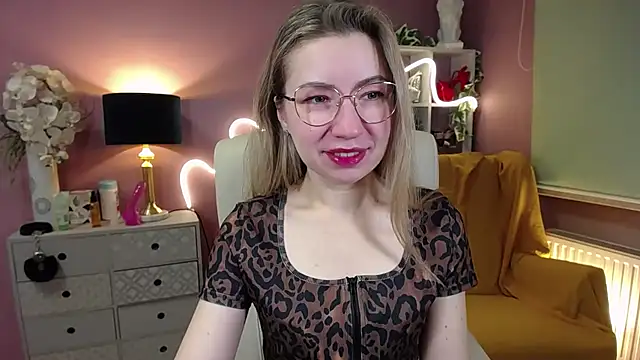 Mia Tasty online show from December 12, 7:30 am