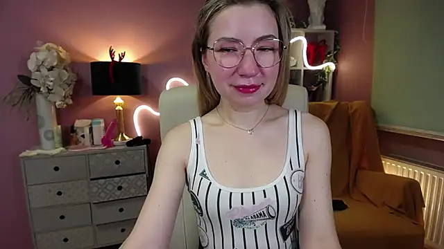 Mia Tasty online show from December 23, 7:38 am