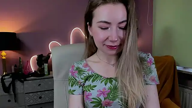 Mia Tasty online show from October 4, 6:44 am