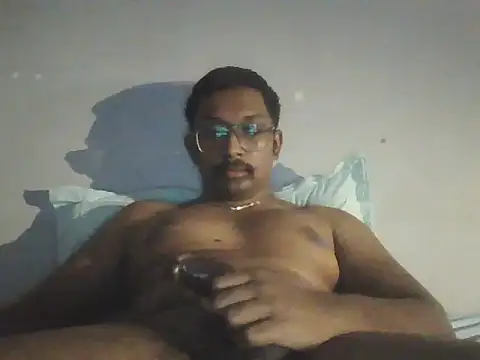 chennaibull101 online show from November 25, 7:03 pm