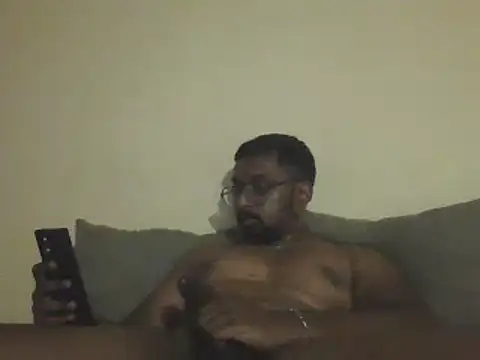 Snapshot of chennaibull101 chatting on July 20, 5:37 pm chennaibull101 online show from July 20, 5:37 pm