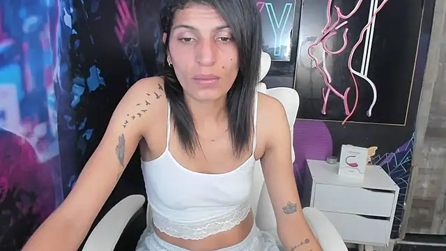 ImCrazzy online show from January 8, 6:31 pm