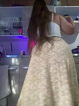 Emiily lee online show from January 5, 1:04 pm