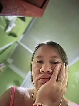 Emiily lee online show from March 27, 10:15 am