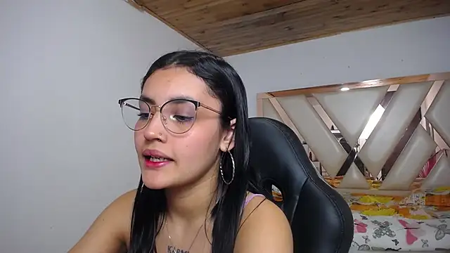 antonella sweetlittle online show from December 31, 3:31 pm