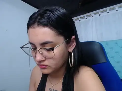 Snapshot of antonella_sweetlittle chatting on October 28, 8:18 am antonella sweetlittle online show from October 28, 8:18 am