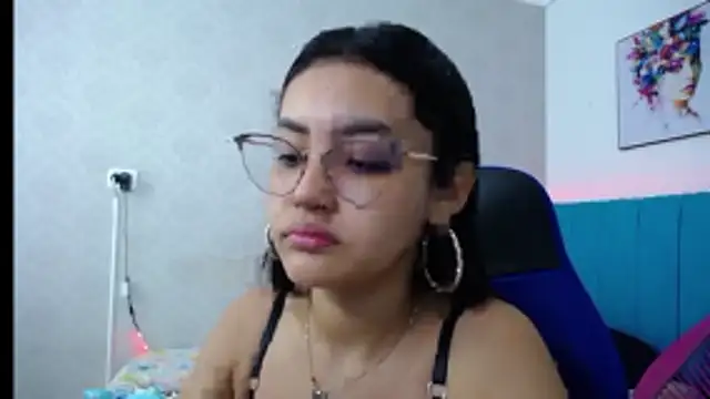 Snapshot of antonella_sweetlittle chatting on November 18, 12:42 pm antonella sweetlittle online show from November 18, 12:42 pm