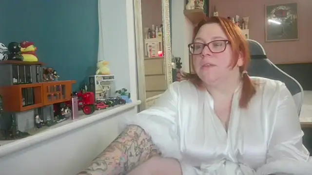 Snapshot of NikiDeeOfficial chatting on February 20, 10:21 pm NikiDeeOfficial online show from February 20, 10:21 pm