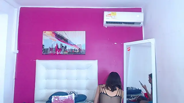 Snapshot of nextdoor_fantasy1 chatting on October 17, 3:31 am nextdoor fantasy1 online show from October 17, 3:31 am