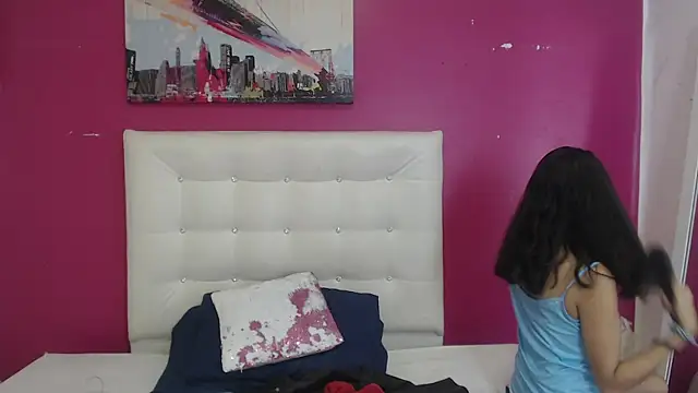 Snapshot of nextdoor_fantasy1 chatting on December 15, 8:46 pm nextdoor fantasy1 online show from December 15, 8:46 pm