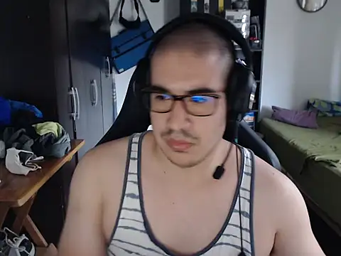 thealfawolf01 online show from March 19, 8:24 pm