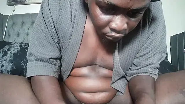 2diviu234 online show from March 27, 10:48 am