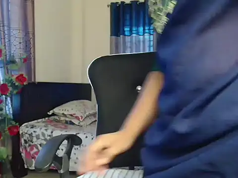 Unlucky-flowers online show from November 4, 9:52 am