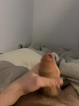 Snapshot of pete4445 chatting on February 23, 12:24 pm pete4445 online show from February 23, 12:24 pm