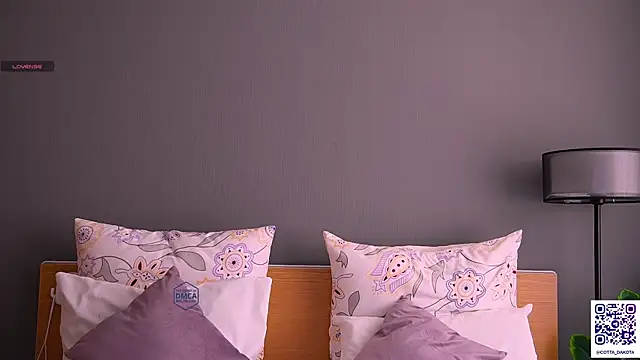 PannaDakota online show from April 10, 1:05 pm