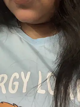 smile pretty online show from March 24, 6:46 pm