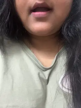 smile pretty online show from April 6, 5:14 pm