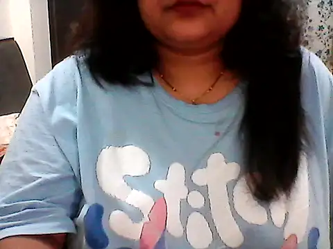 Snapshot of smile_pretty chatting on July 8, 5:39 pm smile pretty online show from July 8, 5:39 pm