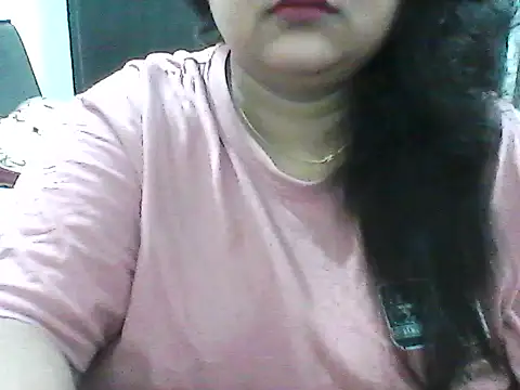 Snapshot of smile_pretty chatting on July 29, 5:33 pm smile pretty online show from July 29, 5:33 pm