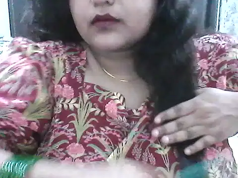Snapshot of smile_pretty chatting on July 30, 7:13 pm smile pretty online show from July 30, 7:13 pm