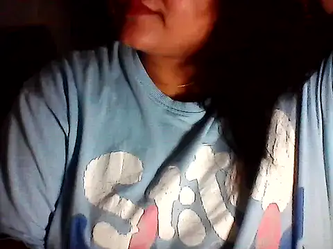 Snapshot of smile_pretty chatting on August 6, 6:21 pm smile pretty online show from August 6, 6:21 pm