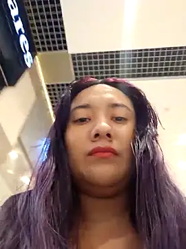 Snapshot of Blushing_Katy chatting on December 16, 12:15 am Blushing Katy online show from December 16, 12:15 am