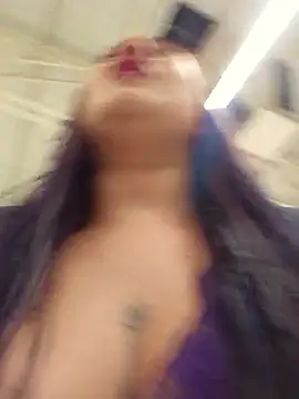 Snapshot of Blushing_Katy chatting on March 21, 12:04 am Blushing Katy online show from March 21, 12:04 am