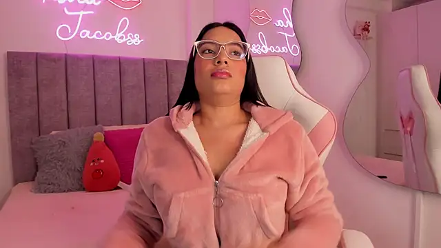 Snapshot of jacobss_gh chatting on October 20, 9:59 pm jacobss gh online show from October 20, 9:59 pm