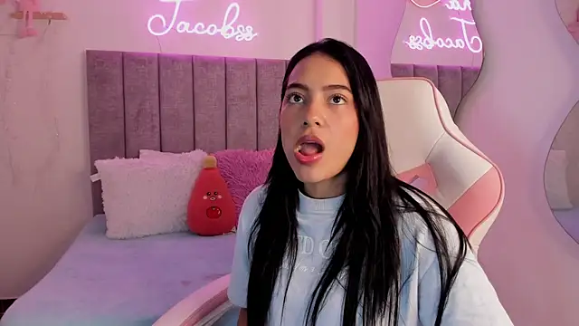 Snapshot of jacobss_gh chatting on October 28, 10:34 pm jacobss gh online show from October 28, 10:34 pm