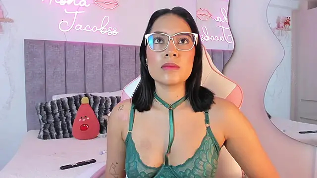 Snapshot of jacobss_gh chatting on November 19, 9:04 pm jacobss gh online show from November 19, 9:04 pm