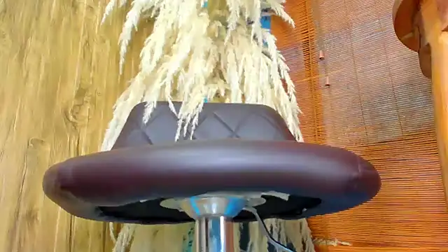 sammyfox97 online show from October 9, 1:31 pm