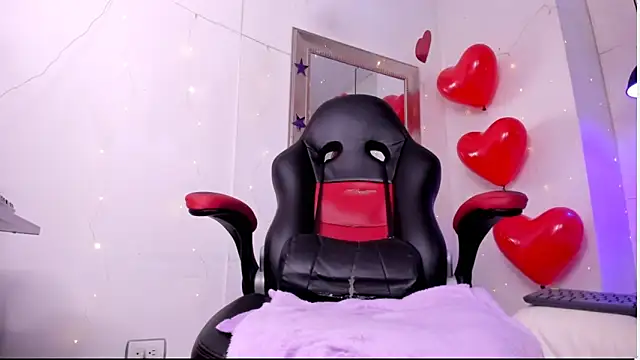 Snapshot of angel_hardy_dl chatting on February 20, 10:49 am angel hardy dl online show from February 20, 10:49 am