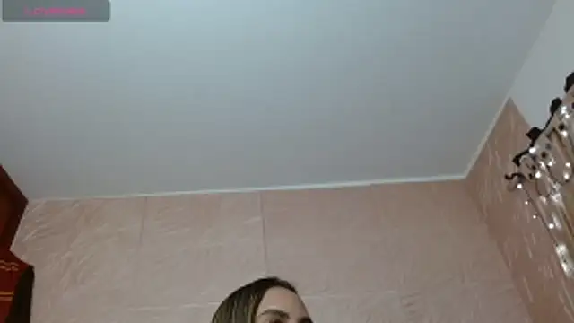 kendallsweet7 online show from October 28, 7:38 pm