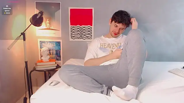 Elio555 online show from November 9, 8:29 pm