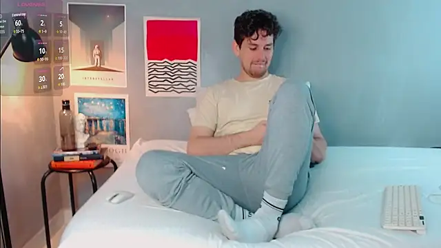 Elio555 online show from January 16, 6:45 pm