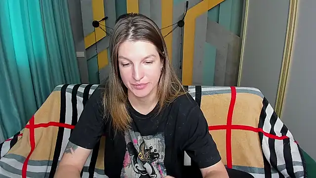 EmilyWalkeri online show from November 17, 8:09 am