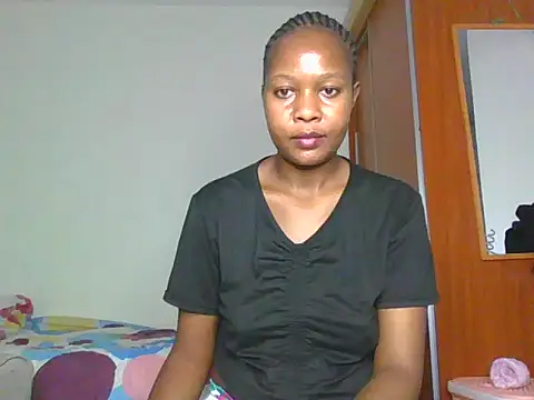 Snapshot of sexy_barbie2024 chatting on September 18, 12:01 am sexy barbie2024 online show from September 18, 12:01 am