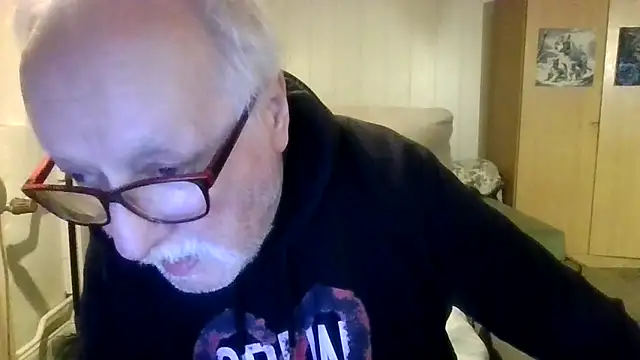 Sammy1660 online show from March 28, 10:20 pm