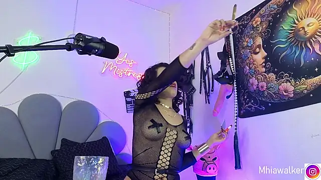 MhiaCorleone online show from October 18, 9:21 am