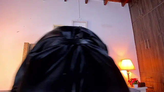 Snapshot of allisson_m chatting on March 17, 12:08 pm allisson m online show from March 17, 12:08 pm