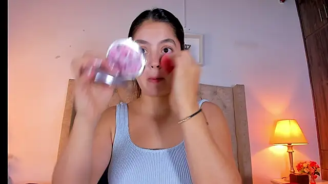 Snapshot of allisson_m chatting on April 11, 12:09 pm allisson m online show from April 11, 12:09 pm