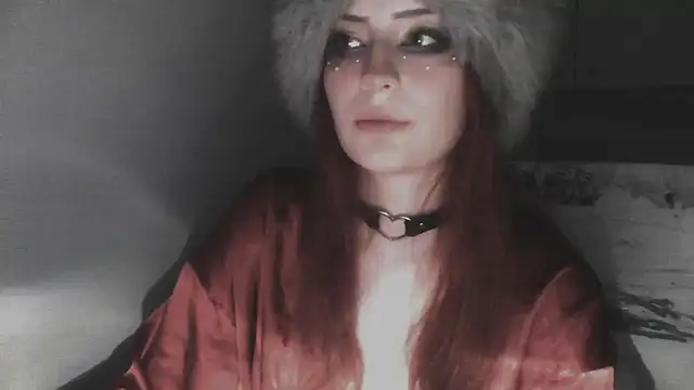 Snapshot of MoonLady chatting on January 26, 10:57 pm MoonLady online show from January 26, 10:57 pm