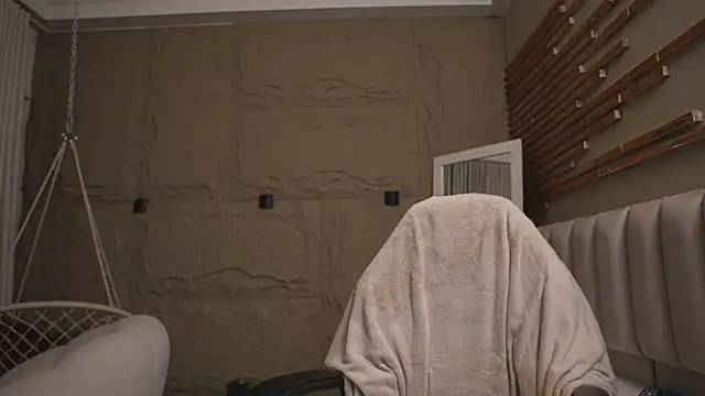 Logan Varela online show from March 23, 2:21 pm