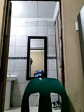 Snapshot of bigvendadick chatting on February 19, 7:27 pm bigvendadick online show from February 19, 7:27 pm