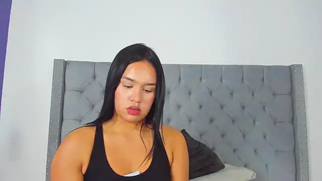 ShanellBlack online show from January 24, 5:42 pm